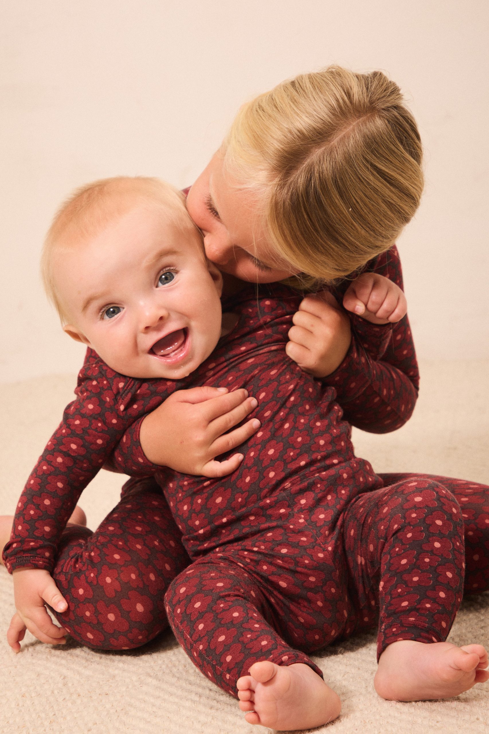 Midnight Daisy Baby Sleep Set - Image 3