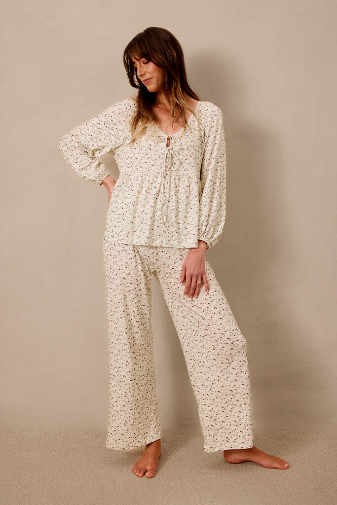 Strawberry Tie-Top Long-Sleeve Women's Sleep Set