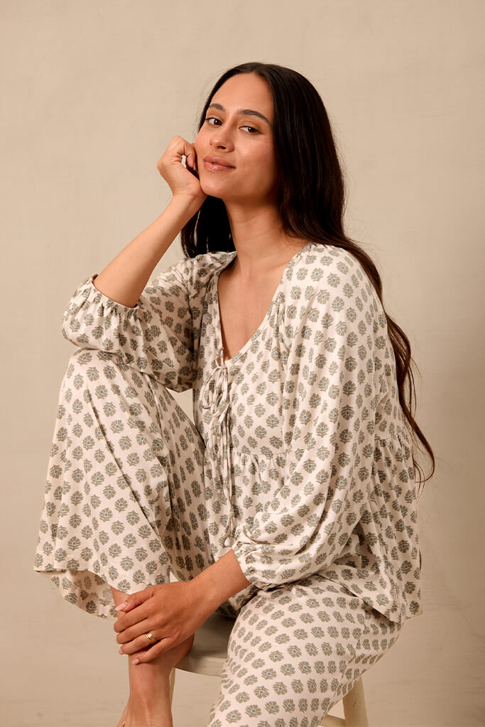 Thistle Block Tie-Top Long-Sleeve Women's Sleep Sets - Image 2
