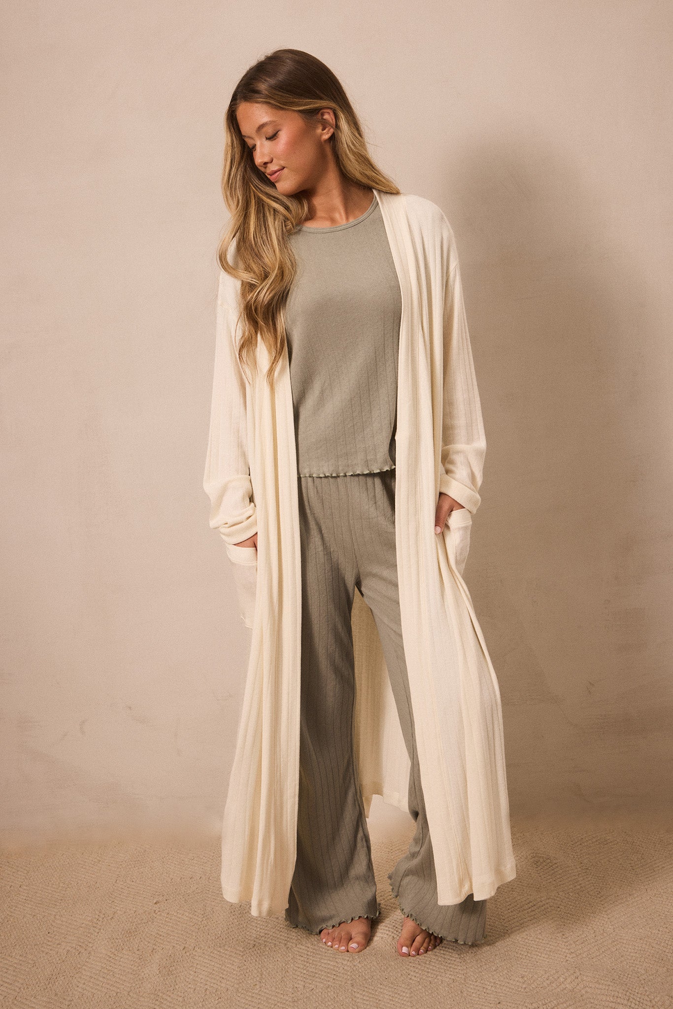 Cream Pointelle Robe - Image 4