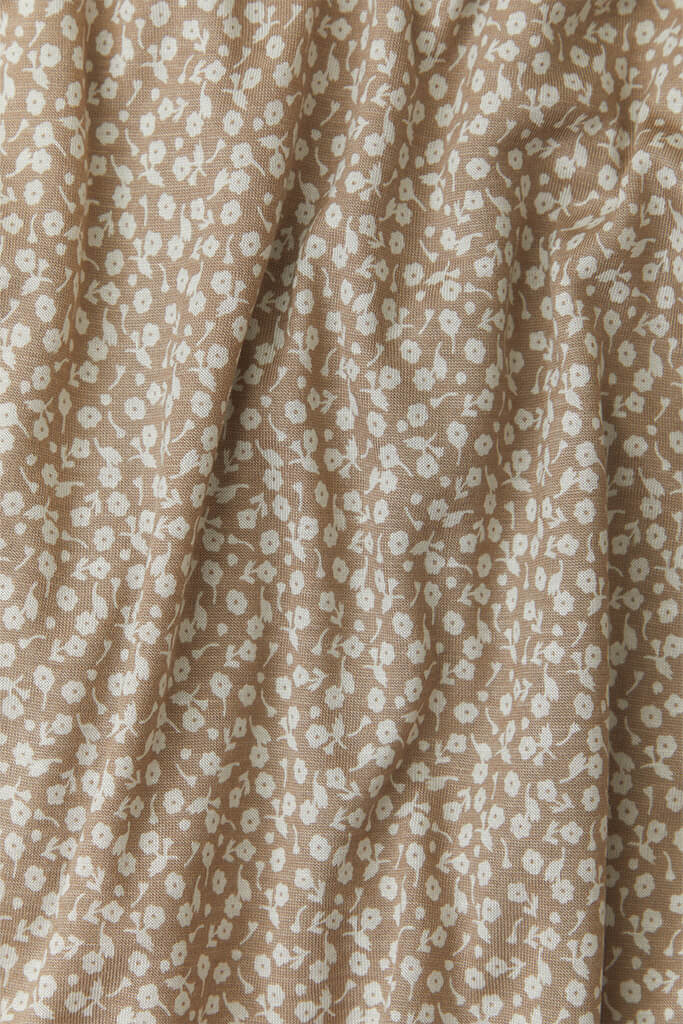 Cream Floral Crib Sheet - Image 3