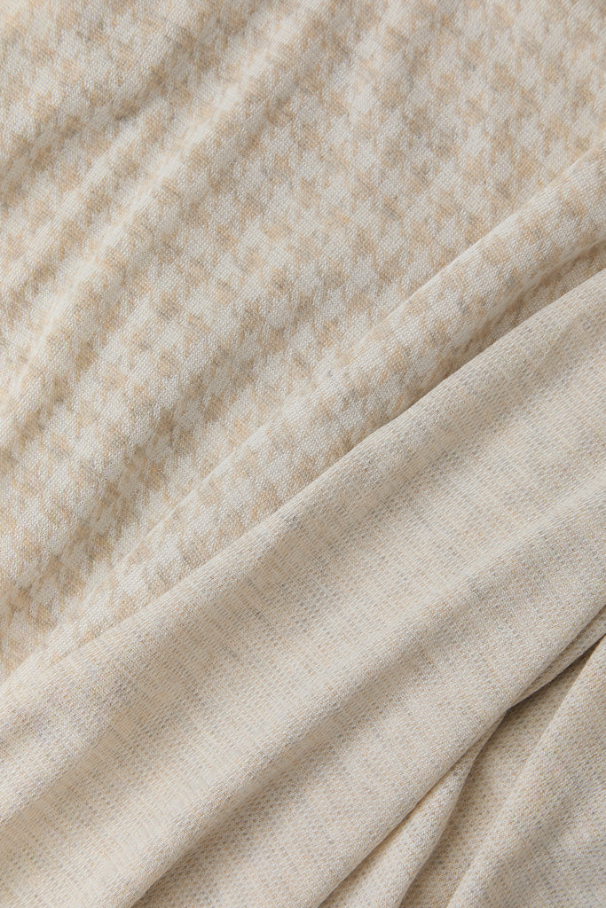 Cream Houndstooth Wrap - Image 4